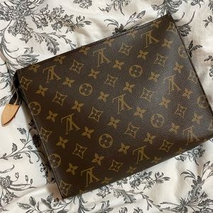LV Toiletry 26 Monogram